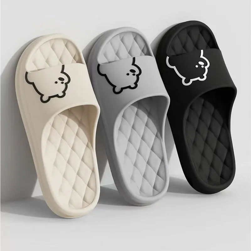 De ce papucii de urs drăguți devin un must-have pentru locuința confortabilă pentru acasă?